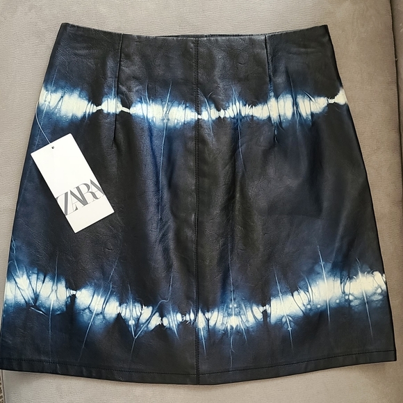 Beautiful Zara skirt size XS - Picture 4 of 4